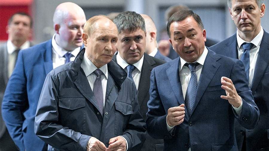 Путин обсудил с губернатором Пермского края основные направления развития региона