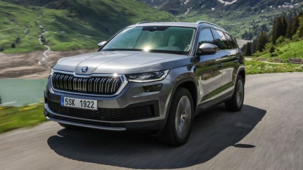 Самый популярный семейный кроссовер Skoda вернулся в Россию. Цена приятно удивит