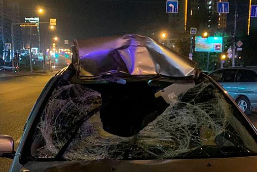 Водитель электросамоката погиб в ДТП с автомобилем в Новосибирске
