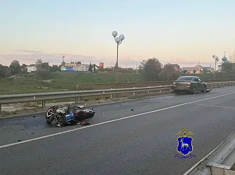 В Самарской области мотоциклист разбился насмерть в ДТП с легковушкой