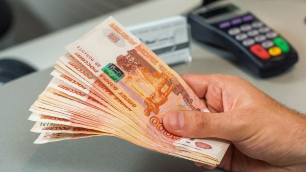 Россиянам стали чаще одобрять автокредиты: как это повлияет на авторынок
