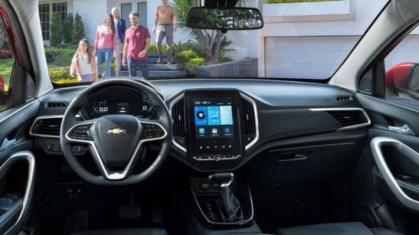 В Россию вернулся практичный семейный кроссовер Chevrolet. Он стоит дешевле «китайцев»