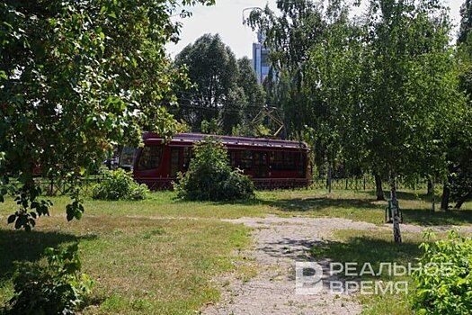 В Казани трамвай №4 временно приостановил движение из-за ДТП