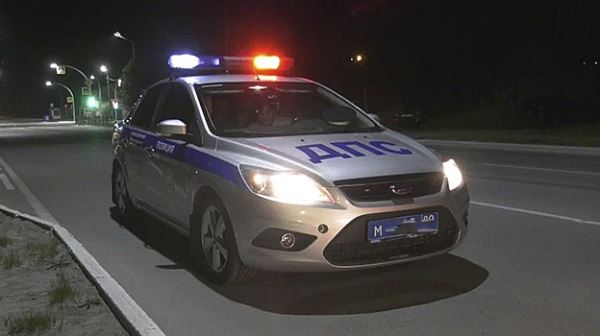 В Салехарде водитель без прав устроил ночную погоню с автоинспекторами