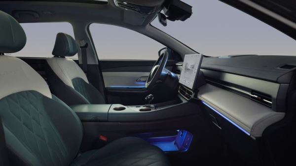 В России внезапно изменились цены на два кроссовера «дочки» Chery. Сколько они стоят теперь