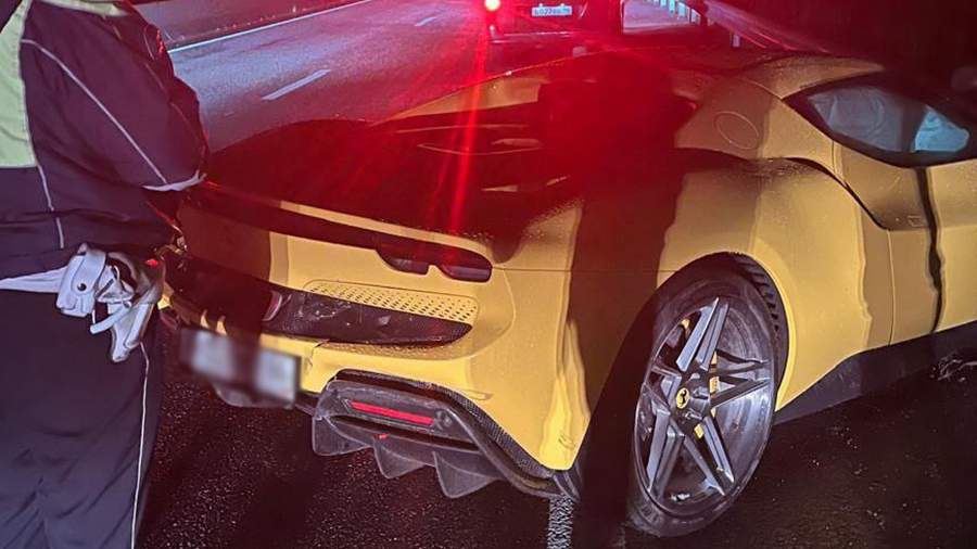 Ferrari стоимостью больше 30 млн рублей разбился при ДТП на трассе на Урале